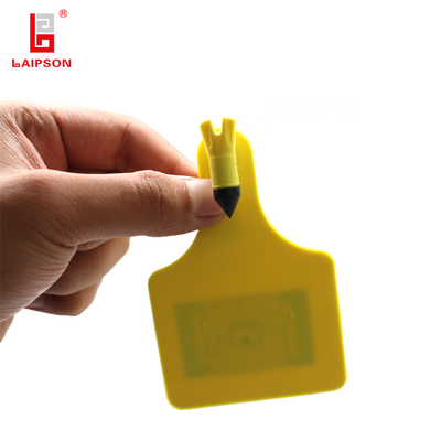 TOP TPU Long Range 860MHZ Uhf Rfid Animal Ear Tag For Cow Calf Farm Tracking In yellow