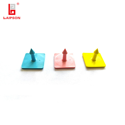 30mm 860-960Mhz UHF Two Piece Animal Pig Goat Sheep Ear Tag For Farm Livestock